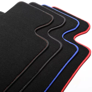 Alfombrillas de Lujo para Auto, Juego Completo de Nylon Afelpado, Color Negro, Impermeables, Antipolvo y Antideslizantes para 911 - Product Image 3