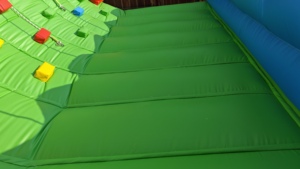 DFRL Tobogán Inflable de <span class=keywords><strong>Escalada</strong></span> en Roca, Equipo de Juegos para Patio, <span class=keywords><strong>Material</strong></span> de PVC de 0.55mm, Capacidad >500KG, Soplador, Garantía de 3 Años, Fácil de Instalar - Product Image 3