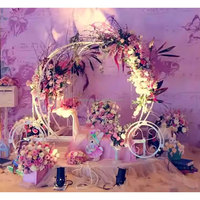 Roues mobiles universelles Citrouille en or blanc Décoration de calèche Accessoires de calèche Cendrillon pour fête d'anniversaire