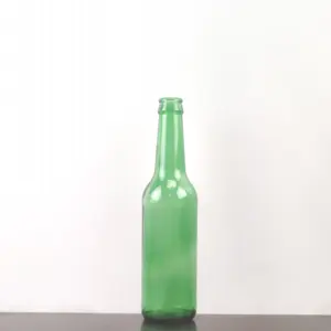 Factory Price Green Flat Flask Glass Bottle for Spirits Engraving Surface Handling Glass Bottles for Spirits