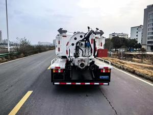 รถดูดสิ่งปฏิกูล JMC Jet Vacuum Truck แบบเตี้ยสูง 2.1 เมตร สำหรับเข้าถึงชั้นใต้ดิน ล้างด้วยแรงดันสูงและดูดสิ่งสกปรกด้วยระบบสุญญากาศ สำหรับขจัดสิ่งอุดตันในท่อระบายน้ำและท่อสุขา - Product Image 6