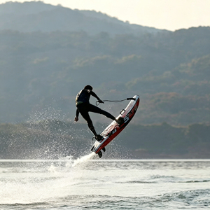 2026 Sabo Sports Nueva Llegada Tabla de Surf Motorizada EPP Jet Surfboard 12KW 73V 55A 57KM/H con CE MSDS Almacén Europeo Flyer ONE U - Product Image 1