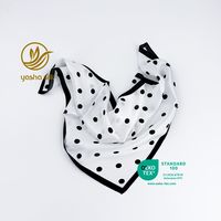 Écharpe de mode en soie de mûrier 100% de haute qualité avec logo personnalisé, idéale pour les cadeaux d'entreprise et les articles promotionnels de marque