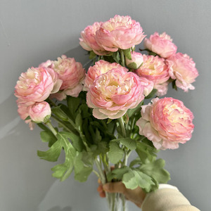 Decoración de Jardín con Lirios Artificiales, Decoración para el Hogar, Plantas Artificiales, Plantas Decorativas, Plantas para Paisajismo, Adorno de Jardín, Flores Artificiales - Product Image 4