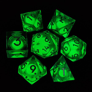 Jeu de dés RPG lumineux de nuit en résine de sables mouvants à paillettes naturelles Dés du MDN à bord tranchant phosphorescent pour donjons <span class=keywords><strong>et</strong></span> dragons - Product Image 3