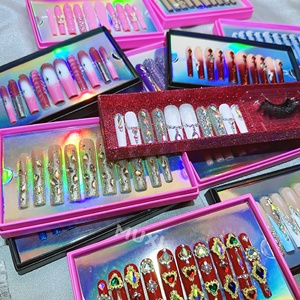 Vente en gros <span class=keywords><strong>Ongles</strong></span> en <span class=keywords><strong>acrylique</strong></span> faits à la main Nouvelle arrivée <span class=keywords><strong>Gel</strong></span> Polonais Carré <span class=keywords><strong>Ongles</strong></span> Artificiels Trapèze Appuyez sur <span class=keywords><strong>Ongles</strong></span> Brillant Réutilisable - Product Image 2