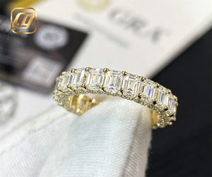 Bijoux fins à la mode pour femmes, bague éternelle en or jaune 14 carats avec émeraude taille 3x4 mm, bague en diamant moissanite - Product Image 6