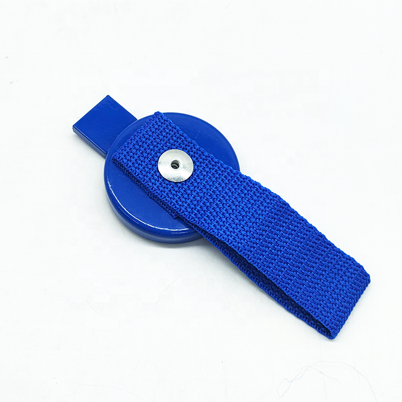 Noa Store Surge Brake Lockout Key For UFP Surge Brake Trailer - Magnetic With Heavy Duty Strap - Side Brake Lockout Bracket Compatible With - A-60 - View #11