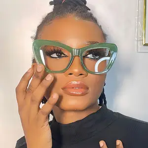 2024新しいグリーンアイグラスアンチブルーライトグラスフレーム女性サングラスキャットアイカラフルブロッキングクリアレンズ眼鏡フレーム