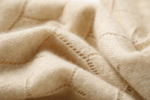 Bufanda de cachemira de punto suave para mujer, bufanda ligera y transpirable para otoño e invierno, uso diario y al aire libre - Product Image 2