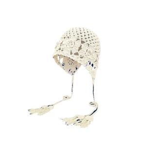 Sombrero de cubo de ganchillo retro elegante para mujer <span class=keywords><strong>con</strong></span> borla <span class=keywords><strong>tejida</strong></span> <span class=keywords><strong>a</strong></span> mano <span class=keywords><strong>con</strong></span> punta hueca para escena informal de verano - Product Image 5
