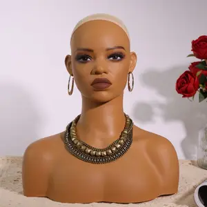 Vente en gros PVC femme réaliste tête de mannequin grandes lèvres maquillage pour perruque boucle d'oreille affichage