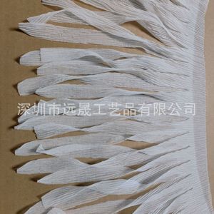 Matériel textile artisanal découpé au laser sur mesure avec franges à pompons Yuansheng - Product Image 3