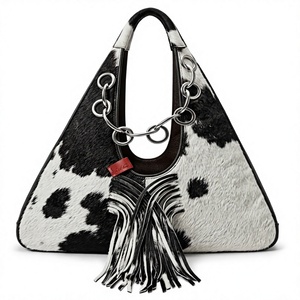 Bolso Tote de Cuero Vacuno Estilo Bohemio con Asa de Cadena y Detalle de Flecos para Mujer - Product Image 1