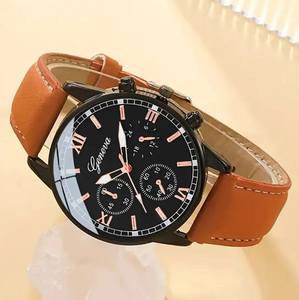 Set da 4 Pezzi di Gioielli da <span class=keywords><strong>Uomo</strong></span> all'Ingrosso con Orologio al Quarzo di Tendenza Business con Cinturino e Bracciali Intrecciati - Product Image 6