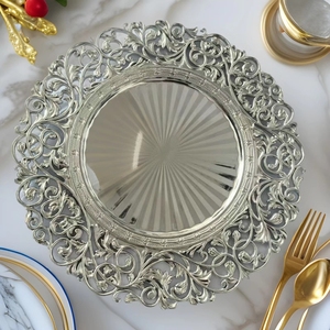 Assiettes de présentation rondes de luxe vintage transparentes noires de 13 pouces en plastique doré et argenté pour mariage et dîner - Product Image 2