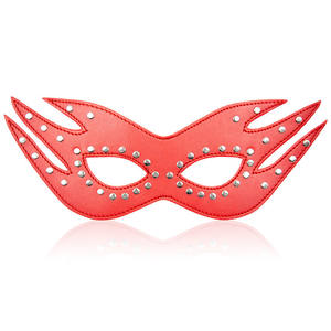 ชุดหน้ากากหนังปิดตาพร้อมที่ปิดปากทรงลูกบอลรูปมือและเท้าไขว้ พร้อมผ้าคลุมคอ - ชุดอุปกรณ์พันธนาการ 6 ชิ้น ของเล่น SM สำหรับผู้หญิงเพื่อความสุข - Product Image 2