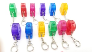 Niños juguete Flash <span class=keywords><strong>de</strong></span> tinta nombre sello para oficina <span class=keywords><strong>de</strong></span> <span class=keywords><strong>bolsillo</strong></span> plástico <span class=keywords><strong>sellos</strong></span> <span class=keywords><strong>de</strong></span> <span class=keywords><strong>goma</strong></span> - Product Image 3