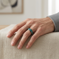 Nouvelle Bague Tendance en Carbure de Tungstène 8mm avec Incrustation de Turquoise Concassée, Ajustement Confortable, pour Hommes et Femmes, Idéale comme Alliance ou Bijou Quotidien, Cadeau