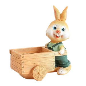 Directo de fábrica de alta calidad <span class=keywords><strong>pintado</strong></span> <span class=keywords><strong>a</strong></span> <span class=keywords><strong>mano</strong></span> lindo conejo de Pascua olla de interior colorido resina animal suculenta maceta decoración del hogar regalo - Product Image 1