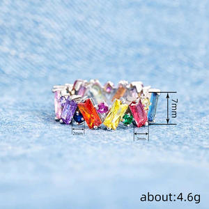 Anello Geometrico in Cristallo T0762, Gioiello Unisex in Argento con Accenti in Strass - Product Image 5