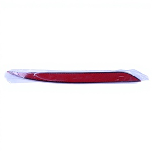 Riflettore Laterale Posteriore Destro LinTech per Model <span class=keywords><strong>Y</strong></span> 1626227-00-A, Gruppo Riflettore Auto, Tipo a Fibbia, Fissaggio a Vite - Product Image 2
