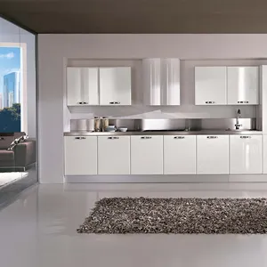 Laca blanca gabinete de cocina de alto brillo con cocina armarios de despensa y alta cocina backsplash