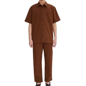 ชุดวอร์มผู้ชายคุณภาพสูง พิมพ์โลโก้ได้  สำหรับใส่ลำลอง ไปโรงเรียน หรือชีวิตประจำวัน  ชุดวอร์มแขนสั้นและกางเกงขาสั้นสำหรับผู้ชาย - Product Image 1