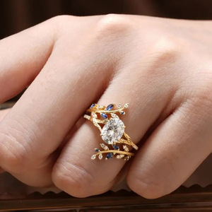 Anello Creativo a Foglia con Zirconi per Donne, Elegante Gioiello da Dito per Matrimoni e Moda - Product Image 3
