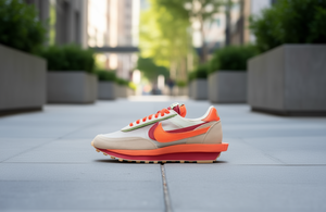 <span class=keywords><strong>Nike</strong></span> LDWaffle Net Orange Blaze Baskets Chunky pour femmes, en maille, à lacets, semelle extérieure en caoutchouc rembourrée, chaussures décontractées toutes saisons - Product Image 2