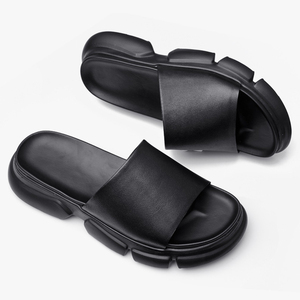 Nouvelles sandales d'hiver tendance 2025 pour hommes en cuir véritable, grandes tailles, pantoufles antidérapantes, tongs d'extérieur pour la plage, échantillon gratuit - Product Image 3