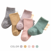 Chaussettes pour bébés et enfants d'automne et d'hiver, 0-3 ans, antidérapantes, en polaire corail, motif dinosaure