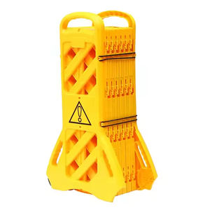 Barriera telescopica riflettente ad alta intensità in plastica gialla per la sicurezza stradale con cintura retrattile per il controllo della sicurezza stradale Mobile - Product Image 1