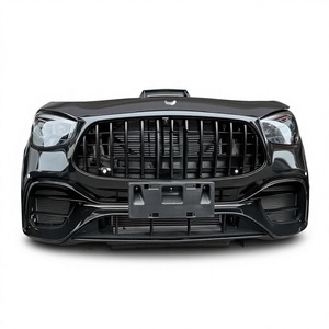 Convient au pare-chocs avant de la Mercedes-Benz E63 <span class=keywords><strong>AMG</strong></span> <span class=keywords><strong>2022</strong></span>, avec une calandre de radiateur, un réservoir d'eau et des phares - Product Image 1