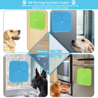 Vente en gros de succion lente en silicone au mur Matériau sûr pour lécher les chiens Tapis à lécher avec logo personnalisé Boîte de couleur Bols pour chiens Mangent de la nourriture Quadrate