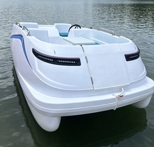 Bateau Électrique en Promotion pour 6-8 Personnes, Équipement de Jeu Aquatique, Logo Personnalisé, OEM, Moulage Rotatif, Bateau de Jeu en Aluminium Moulé sous Pression pour Parc - Product Image 1