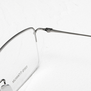 Gafas Ópticas de Titanio Cuadradas Vintage para Hombre, Ligeras, con Montura de Acetato Elegante, Directo de Fábrica - Product Image 4