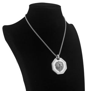 Collier Pendentif Homme Personnalisé en Acier Inoxydable, Tête de Lion Vintage Cool, Style Punk Viking, Vente en Gros - Product Image 3