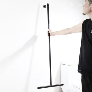 Grattoir de sol noir épaissi en aluminium et silicone avec manche doublé, écologique, pour salle de bain, vitres et fenêtres - Grande Vente - Product Image 4