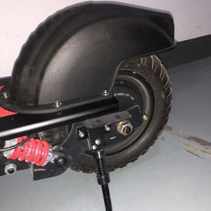 สกู๊ตเตอร์พับได้มอเตอร์คู่ 60V12.5Ah สำหรับผู้ใหญ่ รุ่น YF-006 สำหรับขับขี่ออฟโรด (แบบดรอปชิป) - Product Image 3