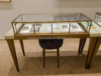 Vitrine de présentation en verre trempé MASTER 150*55*105cm avec éclairage LED, comptoir de présentation de bijoux de luxe en or avec serrure et dessus blanc