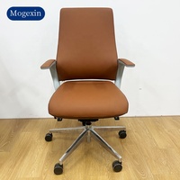 Chaise de bureau moderne avec haut Wingback en cuir PU pour le patron ou le personnel de haut niveau Mobilier commercial