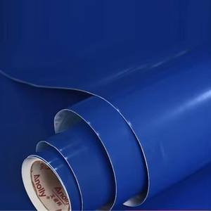 Prix d'usine, vente chaude, plus de 30 couleurs, rouleaux de <span class=keywords><strong>vinyle</strong></span> plastique autocollants imperméables brillants permanents/amovibles, film PVC - Product Image 2