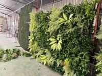 Panneau mural végétal artificiel d'extérieur en gros pour mariage, décoration murale végétale verte