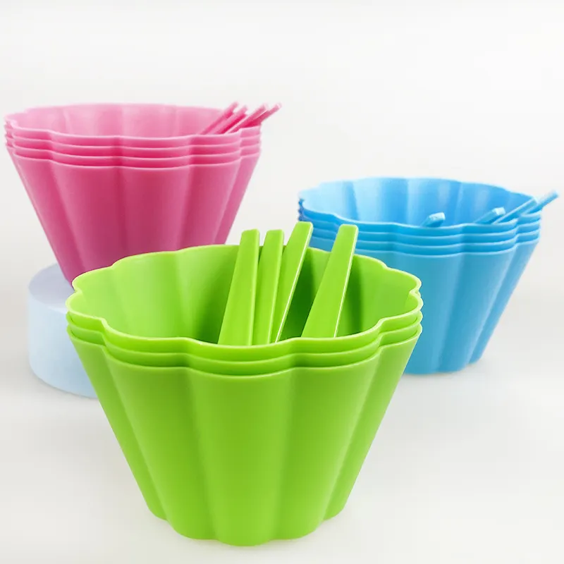 Summer Sale Wieder verwendbare Plastik becher Frozen Yogurt Dessert Ice Cream Bowl mit Löffel