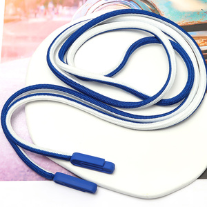 Cordoncino Intrecciato Personalizzato con Logo per Cappuccio, Blu e Bianco <span class=keywords><strong>a</strong></span> <span class=keywords><strong>Righe</strong></span> con Terminali in Plastica, Accessori OEM per Abbigliamento - Product Image 3