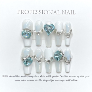 Uñas Postizas de Alta Calidad Hechas a Mano, Varios Estilos, Removibles, Venta al Por Mayor - Product Image 1