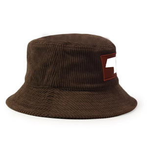 Chapeau <span class=keywords><strong>de</strong></span> pêcheur d'hiver décontracté en peluche Petit dôme en velours côtelé rouge personnalisé pour hommes et femmes Voyage quotidien Chapeau en <span class=keywords><strong>filet</strong></span> chaud - Product Image 4