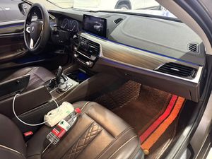 <span class=keywords><strong>BMW</strong></span> 530Li 2019 2.0T Auto Usado con Volante a la Izquierda, Sedán de Gasolina Automático para Exportación - Product Image 6
