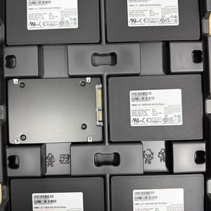 Nouveau SSD de stockage pour serveur d'entreprise Samsung PM893 de 7,68 To, SSD de centre de données 7,68 To pour serveur cloud - Product Image 2